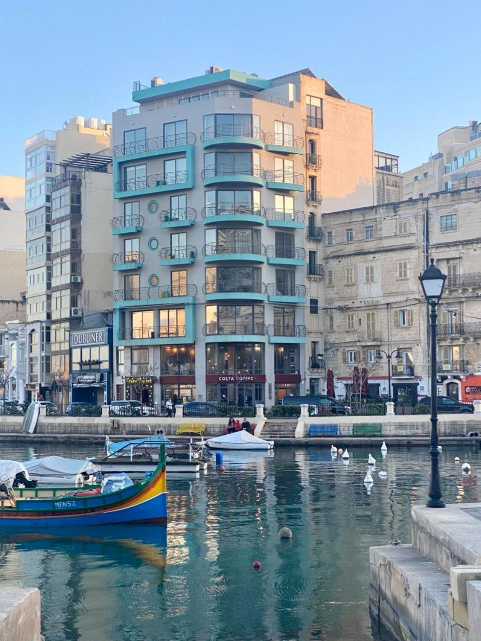 Malta Crown Guesthouse Saint Julian's Ngoại thất bức ảnh