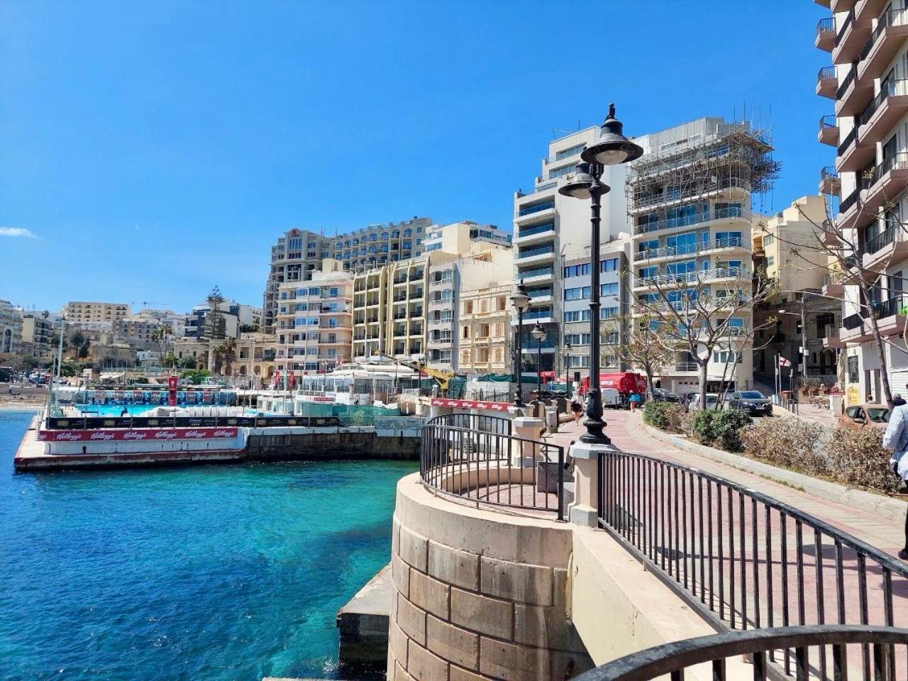 Malta Crown Guesthouse Saint Julian's Ngoại thất bức ảnh