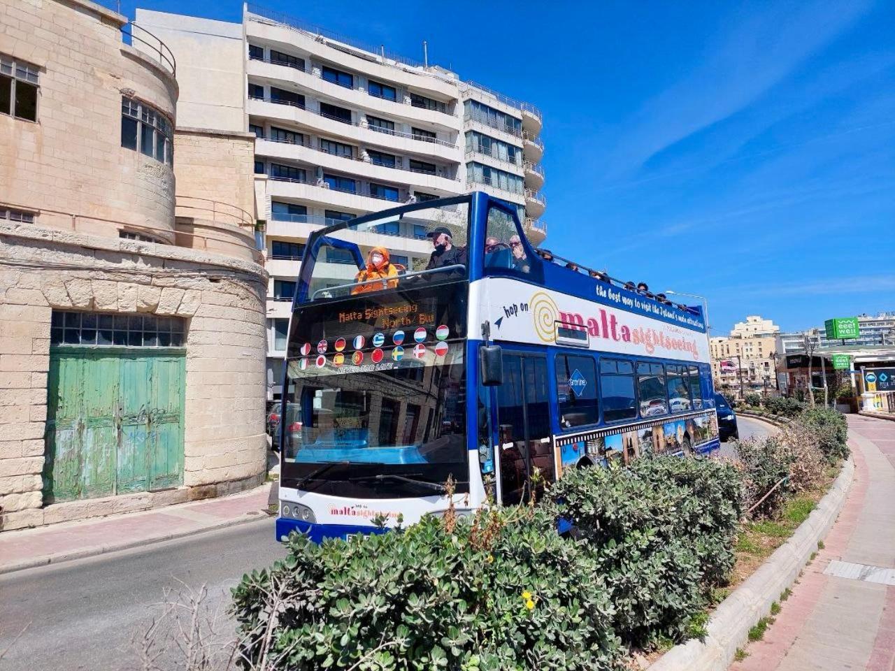 Malta Crown Guesthouse Saint Julian's Ngoại thất bức ảnh