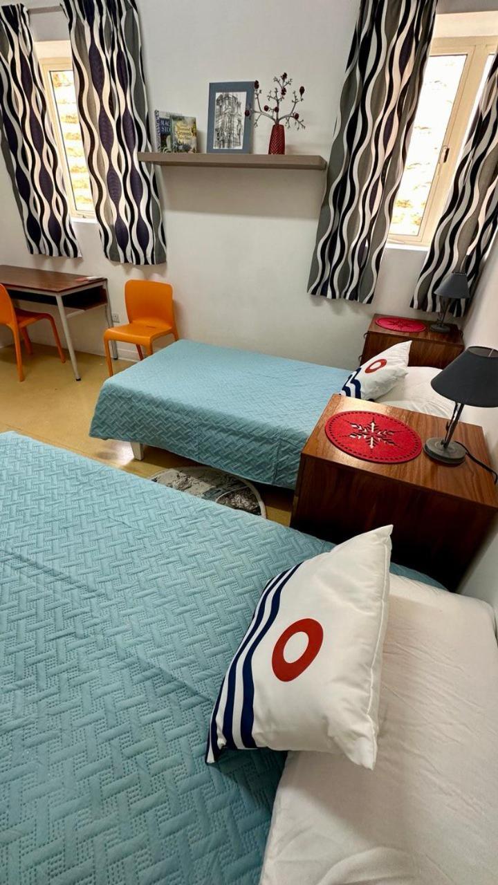 Malta Crown Guesthouse Saint Julian's Ngoại thất bức ảnh